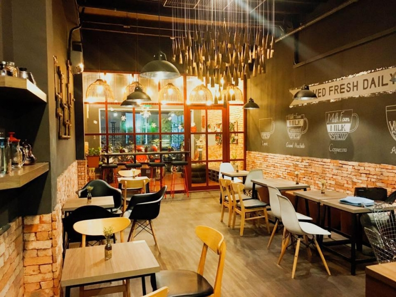 Hoàn thiện nội thất quán cafe máy lạnh cao cấp vận hành dòng tiền kinh doanh hiệu quả